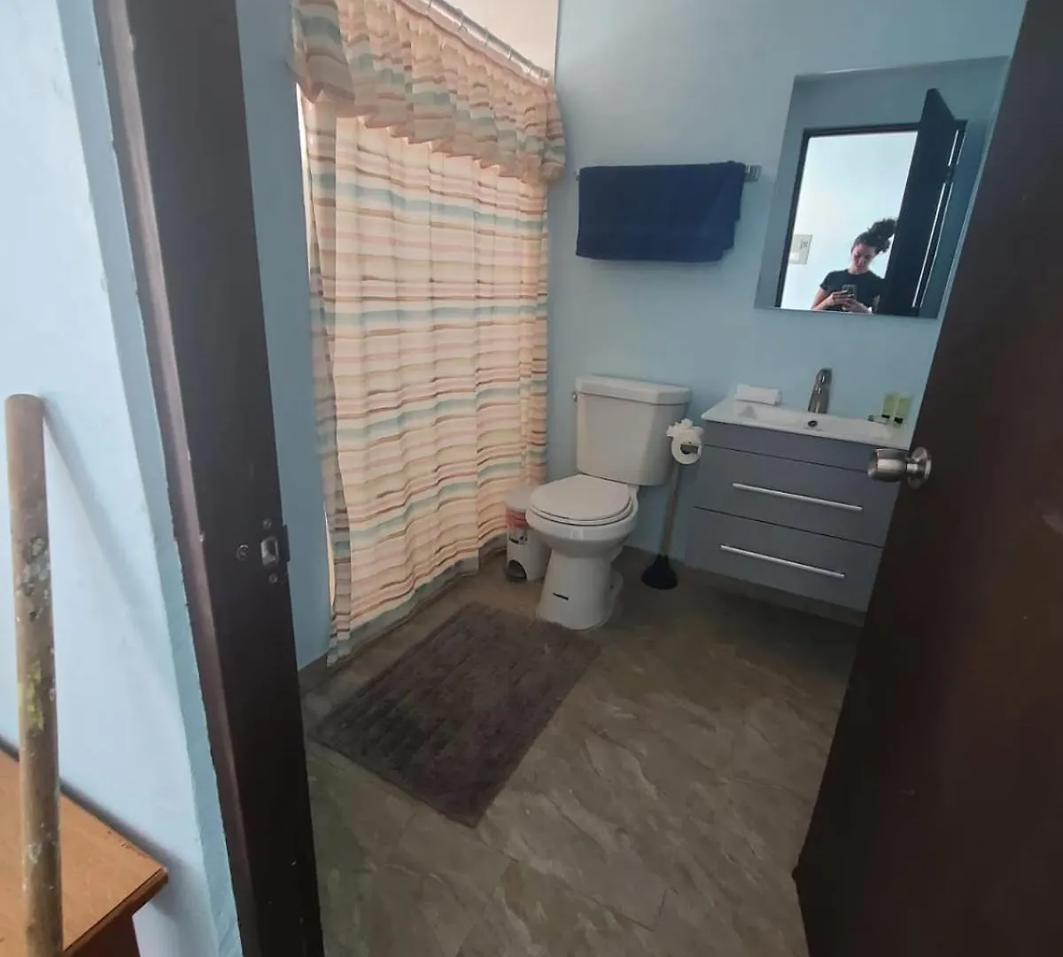 公寓 Private Studio Near Beach-Full Bath, Kitchenette, Sleeps 2, Unit 5 圣胡安
